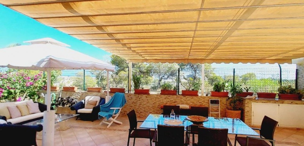 Sale - Villa -
Campoamor