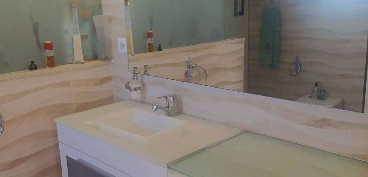 Sale - Villa -
Campoamor