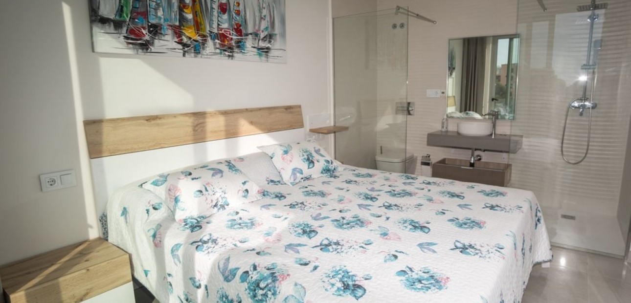 New Build - Apartment / flat -
Finestrat