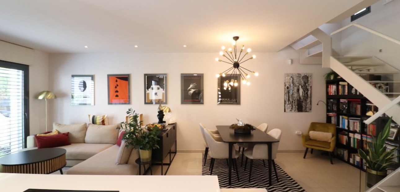 Sale - Villa -
Ciudad Quesada