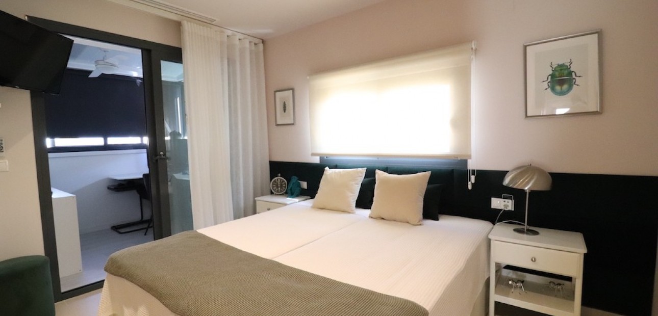 Sale - Villa -
Ciudad Quesada