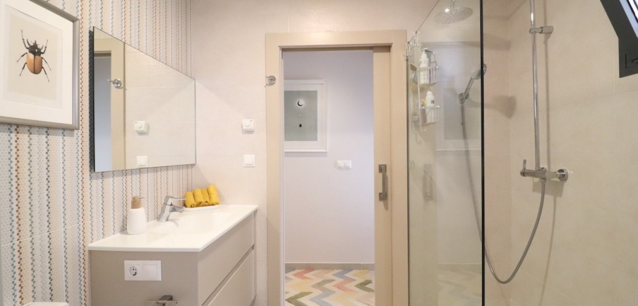 Sale - Villa -
Ciudad Quesada