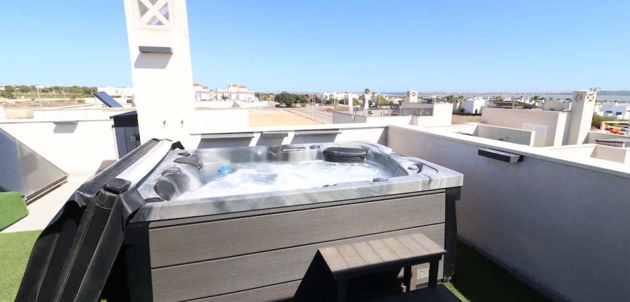 Sale - Villa -
Ciudad Quesada