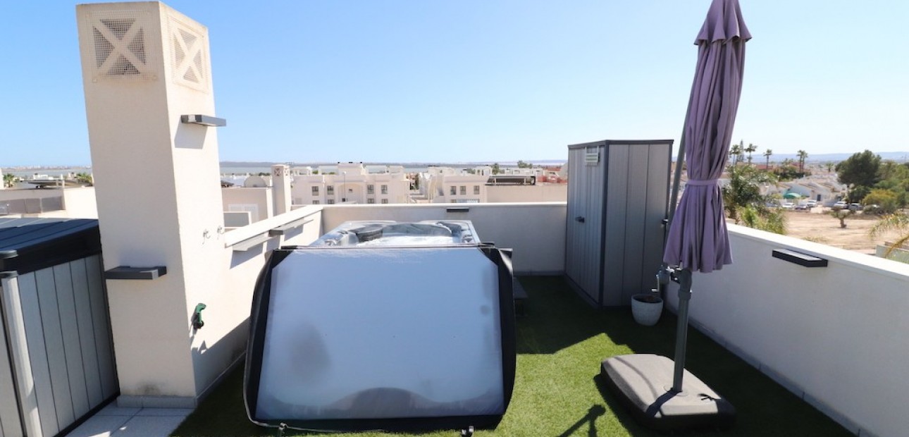 Sale - Villa -
Ciudad Quesada