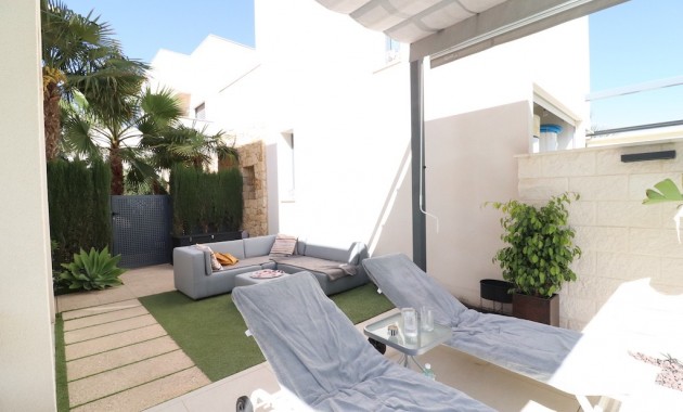 Sale - Villa -
Ciudad Quesada