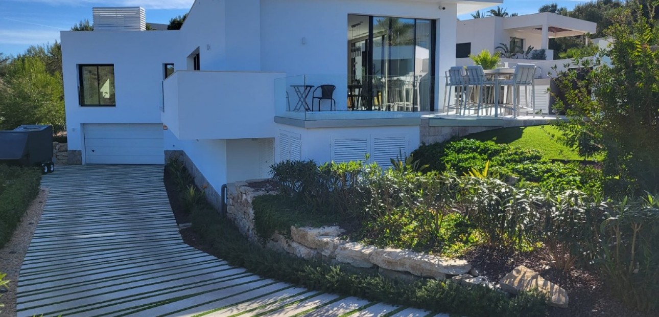 Sale - Villa -
Las Colinas - Las Colinas Golf