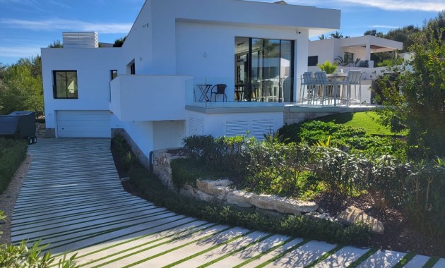 Sale - Villa -
Las Colinas - Las Colinas Golf