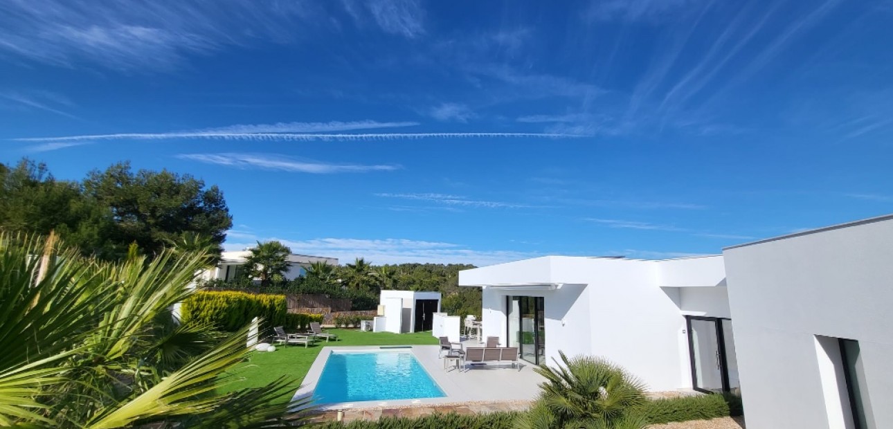 Sale - Villa -
Las Colinas - Las Colinas Golf