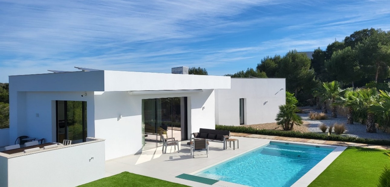 Sale - Villa -
Las Colinas - Las Colinas Golf