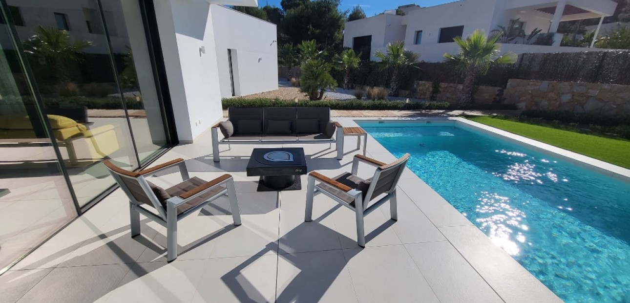 Sale - Villa -
Las Colinas - Las Colinas Golf