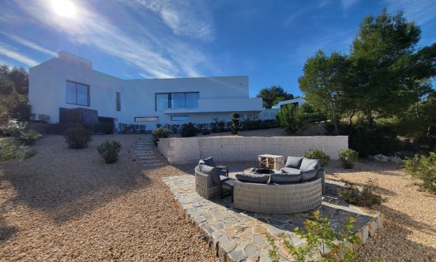 Sale - Villa -
Las Colinas - Las Colinas Golf