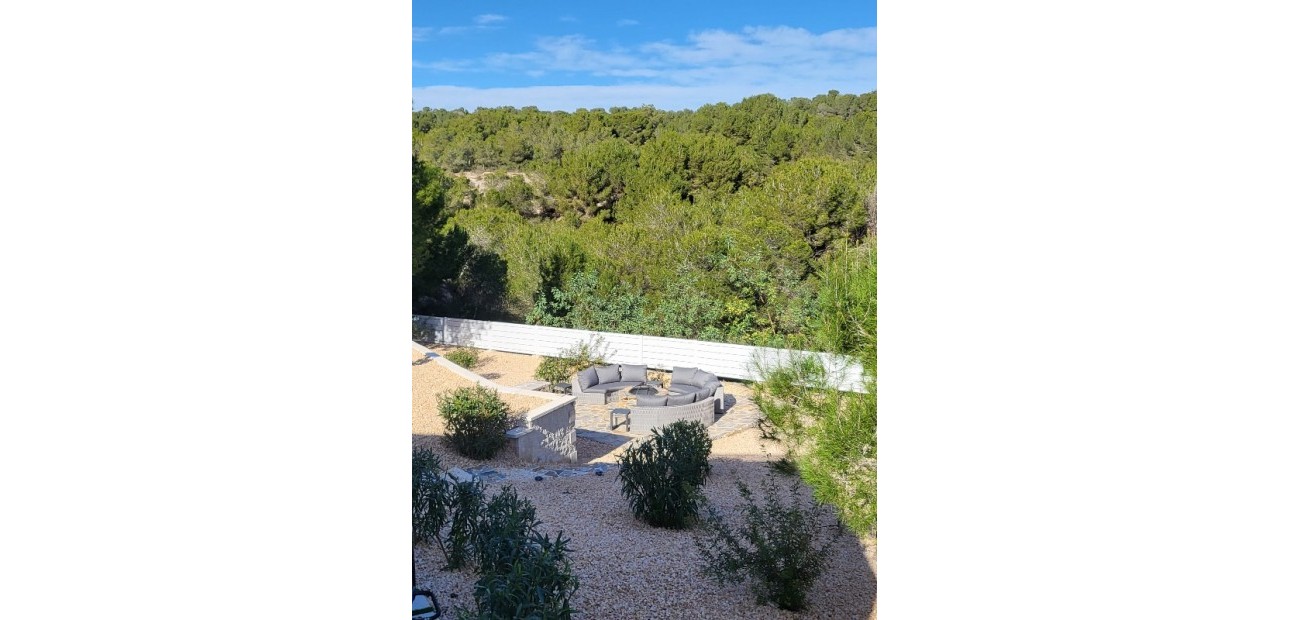 Sale - Villa -
Las Colinas - Las Colinas Golf