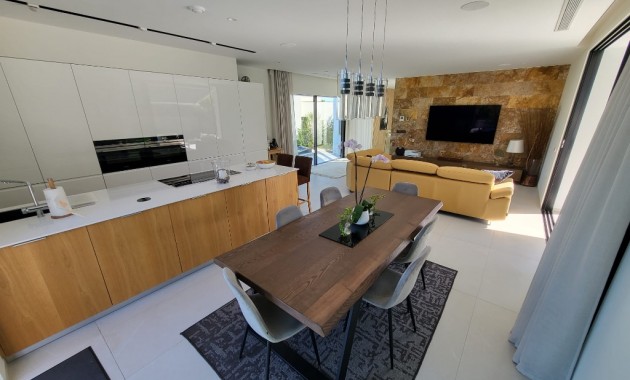 Sale - Villa -
Las Colinas - Las Colinas Golf