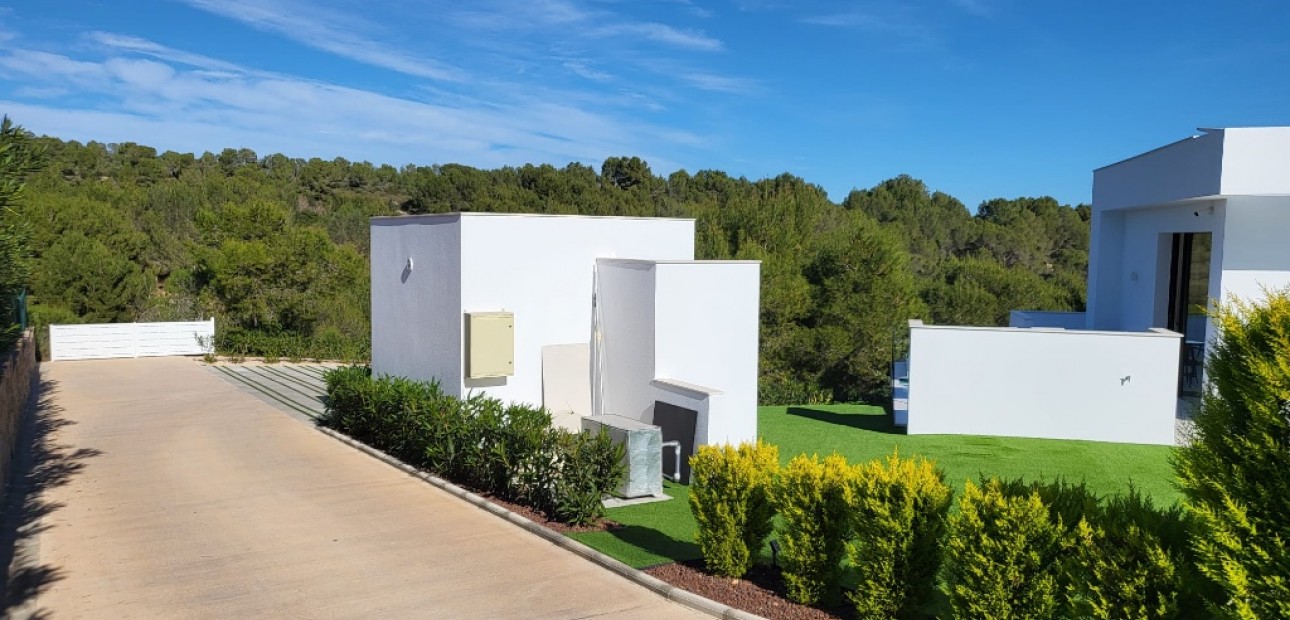 Sale - Villa -
Las Colinas - Las Colinas Golf