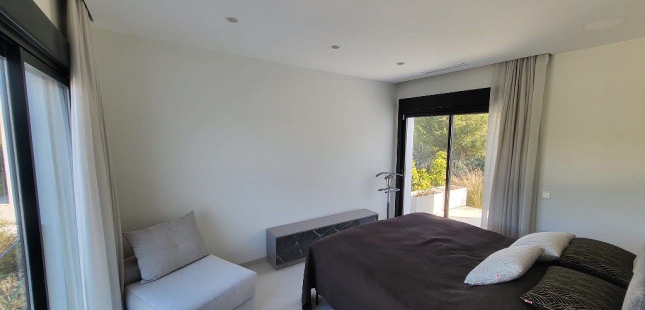 Sale - Villa -
Las Colinas - Las Colinas Golf