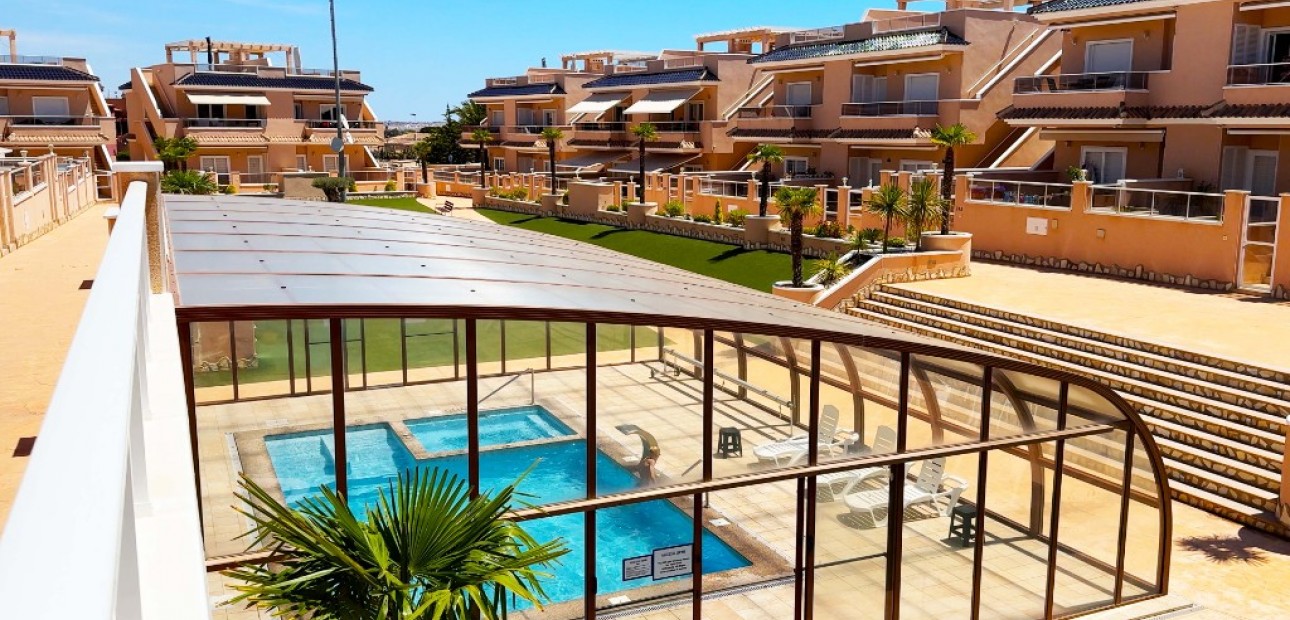 Vakantie verhuur - Appartement / flat -
Punta Prima