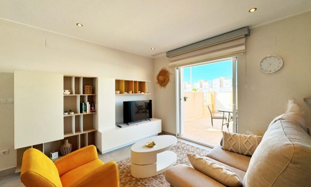 Vakantie verhuur - Appartement / flat -
Punta Prima