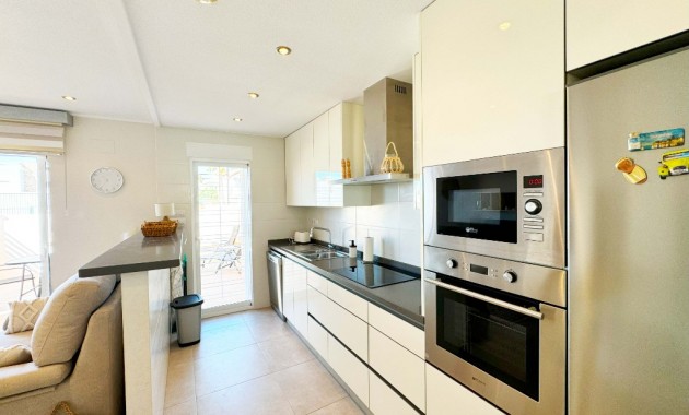 Vakantie verhuur - Appartement / flat -
Punta Prima