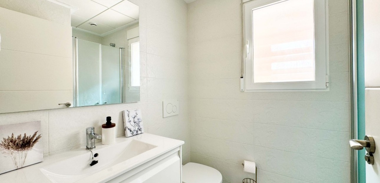 Vakantie verhuur - Appartement / flat -
Punta Prima