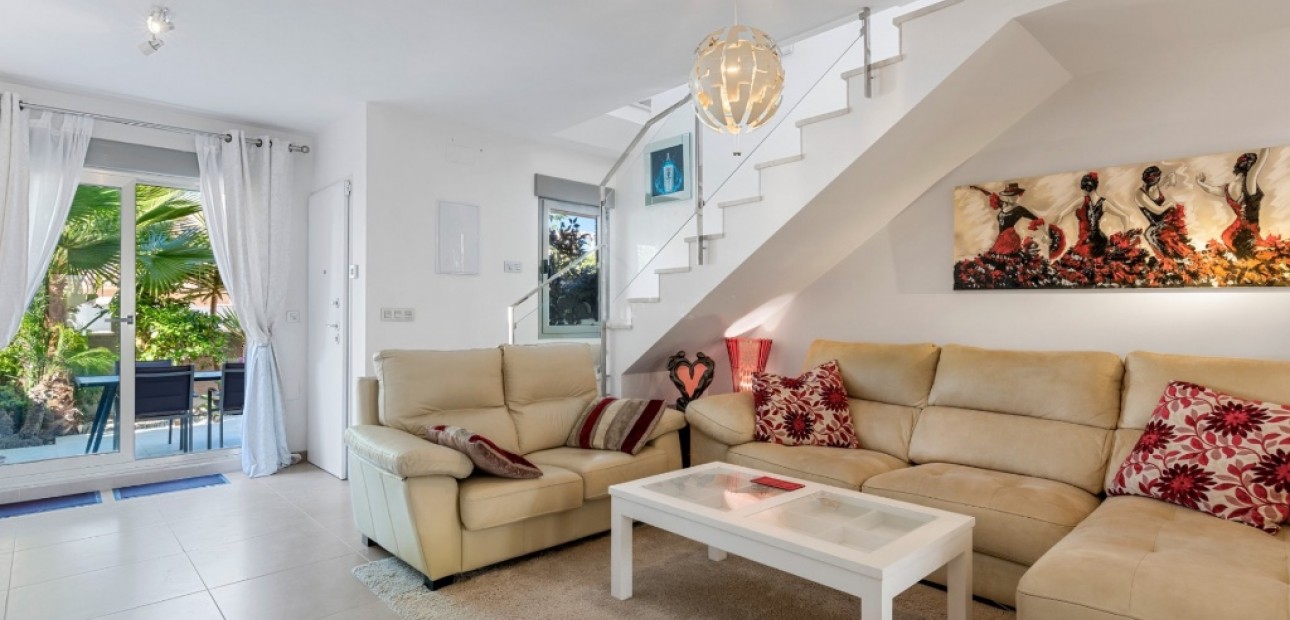 Herverkoop - Herenhuis -
Torre de la Horadada