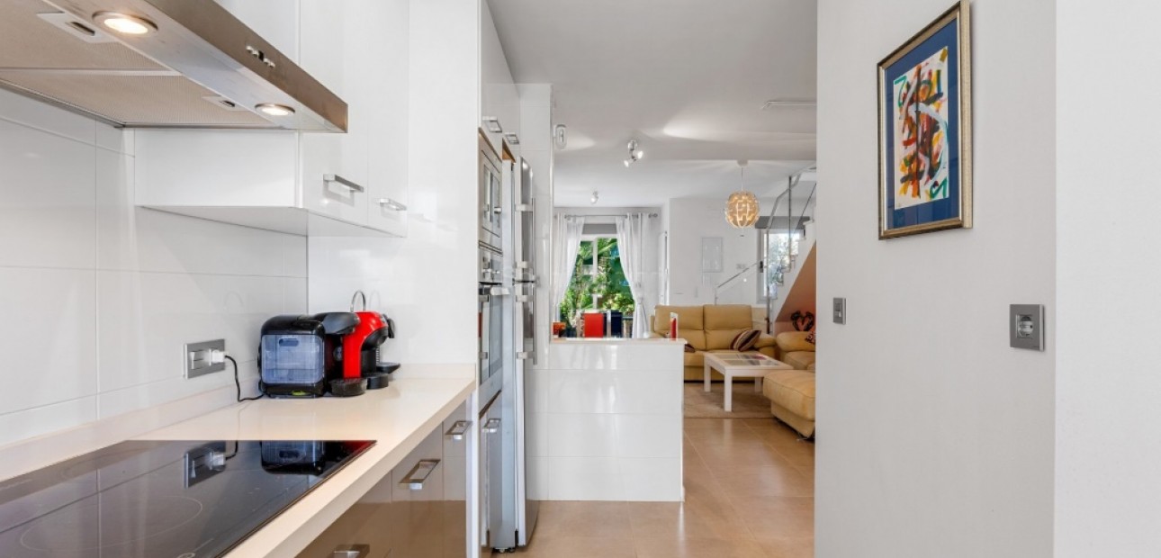 Herverkoop - Herenhuis -
Torre de la Horadada