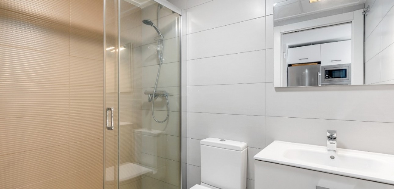 Herverkoop - Herenhuis -
Torre de la Horadada