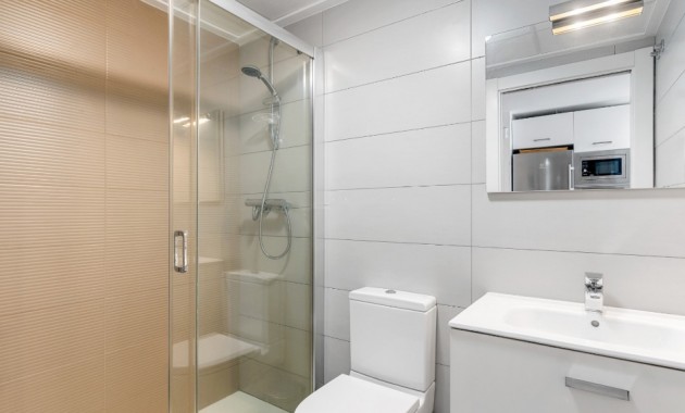 Herverkoop - Herenhuis -
Torre de la Horadada