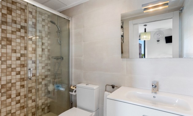 Herverkoop - Herenhuis -
Torre de la Horadada