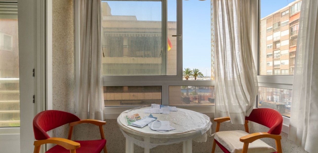 Herverkoop - Appartement / flat -
Torrevieja