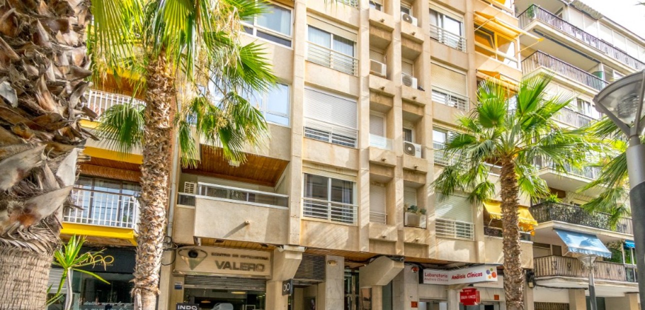 Herverkoop - Appartement / flat -
Torrevieja