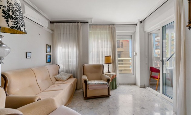 Herverkoop - Appartement / flat -
Torrevieja