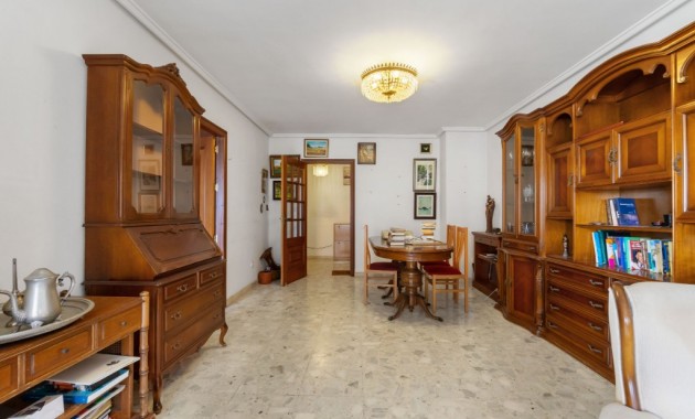 Herverkoop - Appartement / flat -
Torrevieja