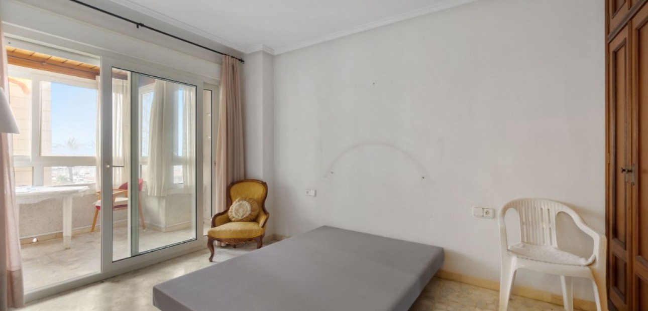 Herverkoop - Appartement / flat -
Torrevieja