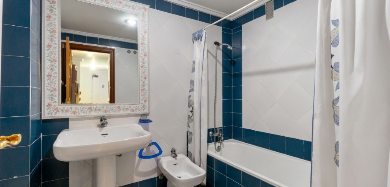 Herverkoop - Appartement / flat -
Torrevieja