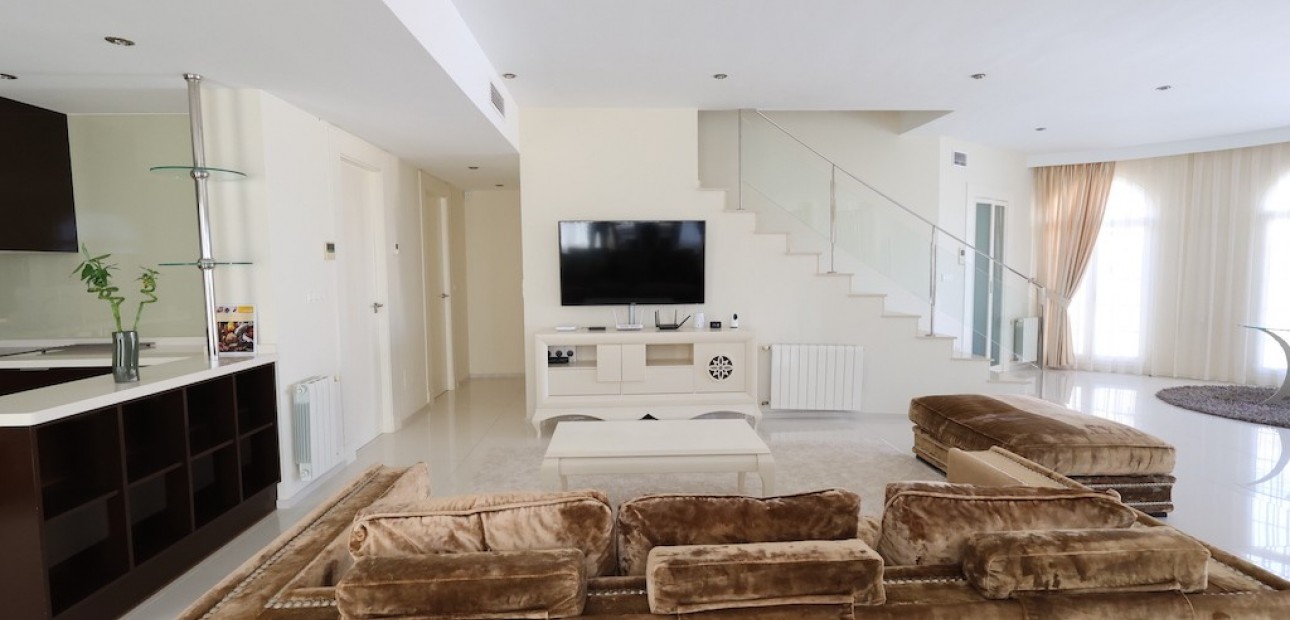 Herverkoop - Villa -
Ciudad Quesada