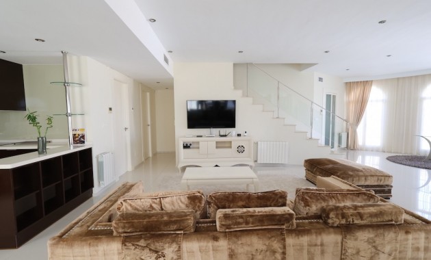 Herverkoop - Villa -
Ciudad Quesada