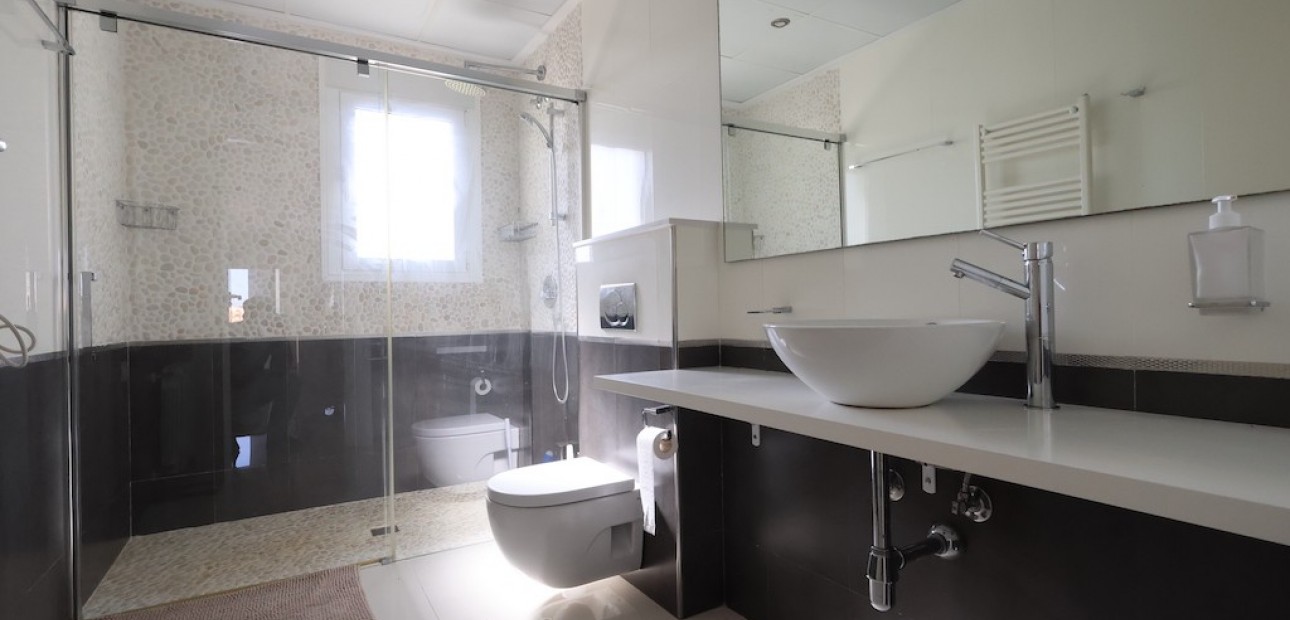 Herverkoop - Villa -
Ciudad Quesada