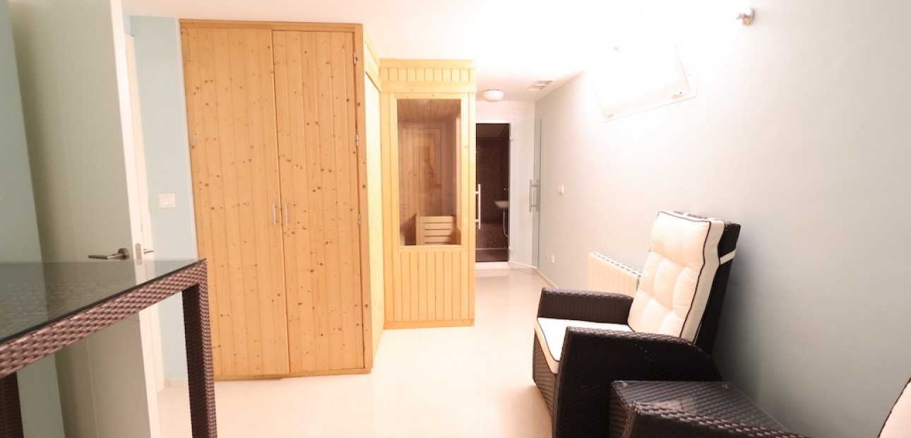 Herverkoop - Villa -
Ciudad Quesada