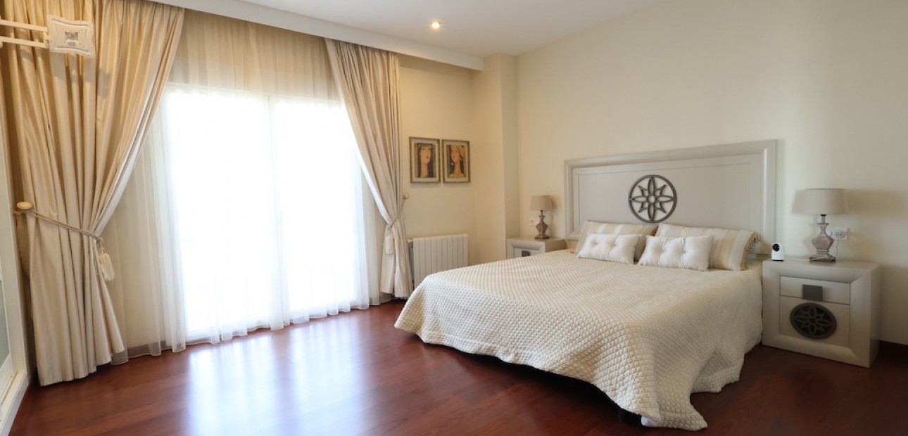 Herverkoop - Villa -
Ciudad Quesada