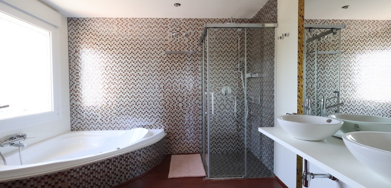 Herverkoop - Villa -
Ciudad Quesada