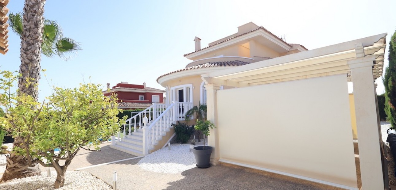 Herverkoop - Villa -
Ciudad Quesada