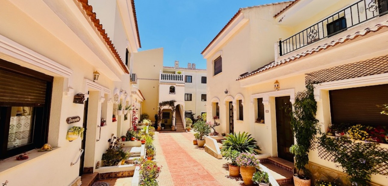 Herverkoop - Appartement / flat -
Ciudad Quesada