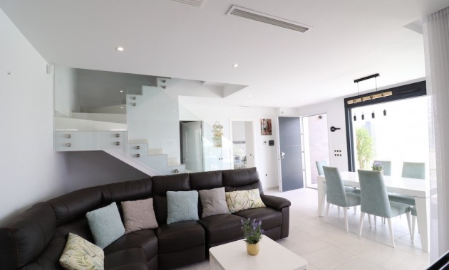 Sale - Villa -
San Miguel de Salinas