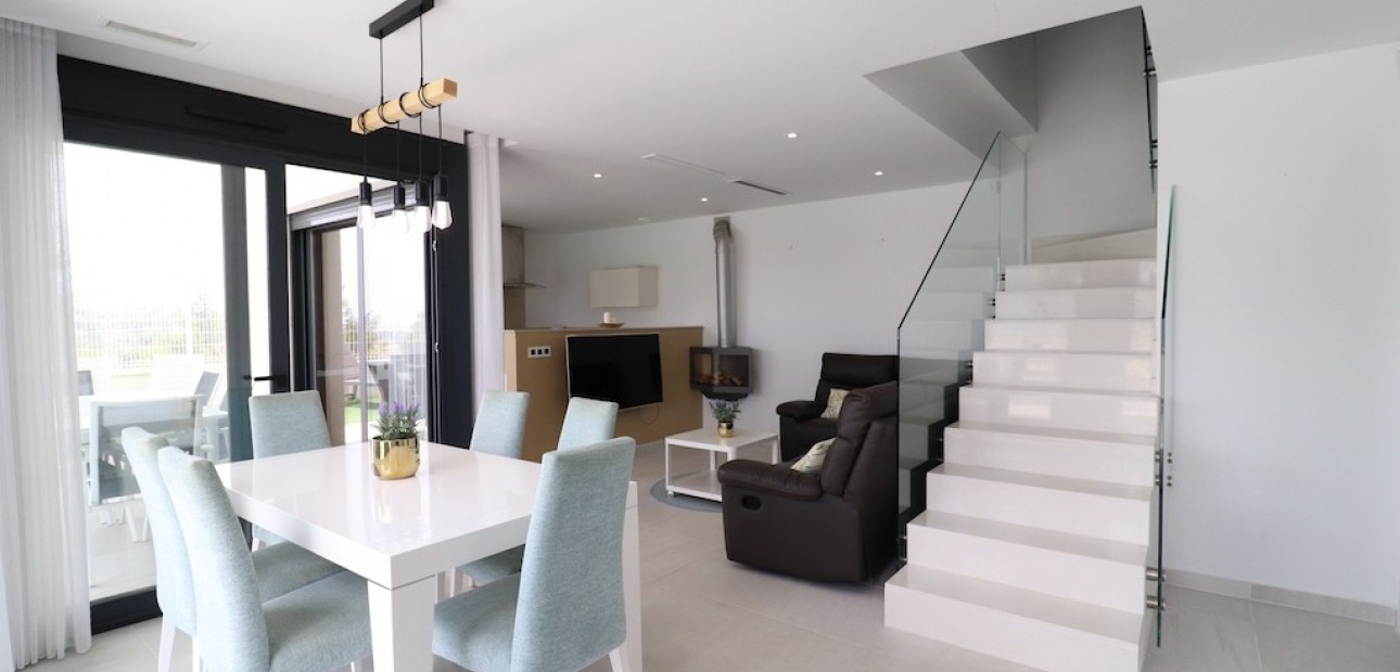 Sale - Villa -
San Miguel de Salinas