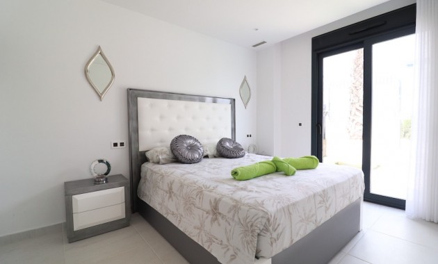 Sale - Villa -
San Miguel de Salinas