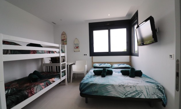 Sale - Villa -
San Miguel de Salinas