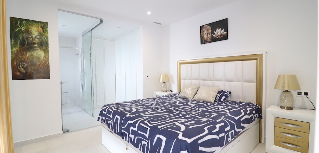 Sale - Villa -
San Miguel de Salinas