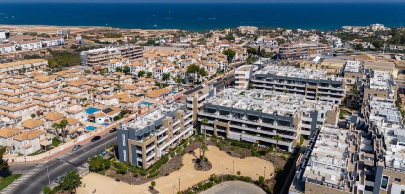 Venta - Apartamento / piso -
La Zenia