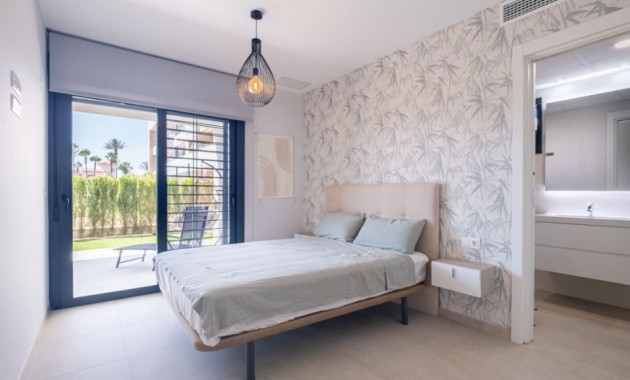 Venta - Apartamento / piso -
La Zenia