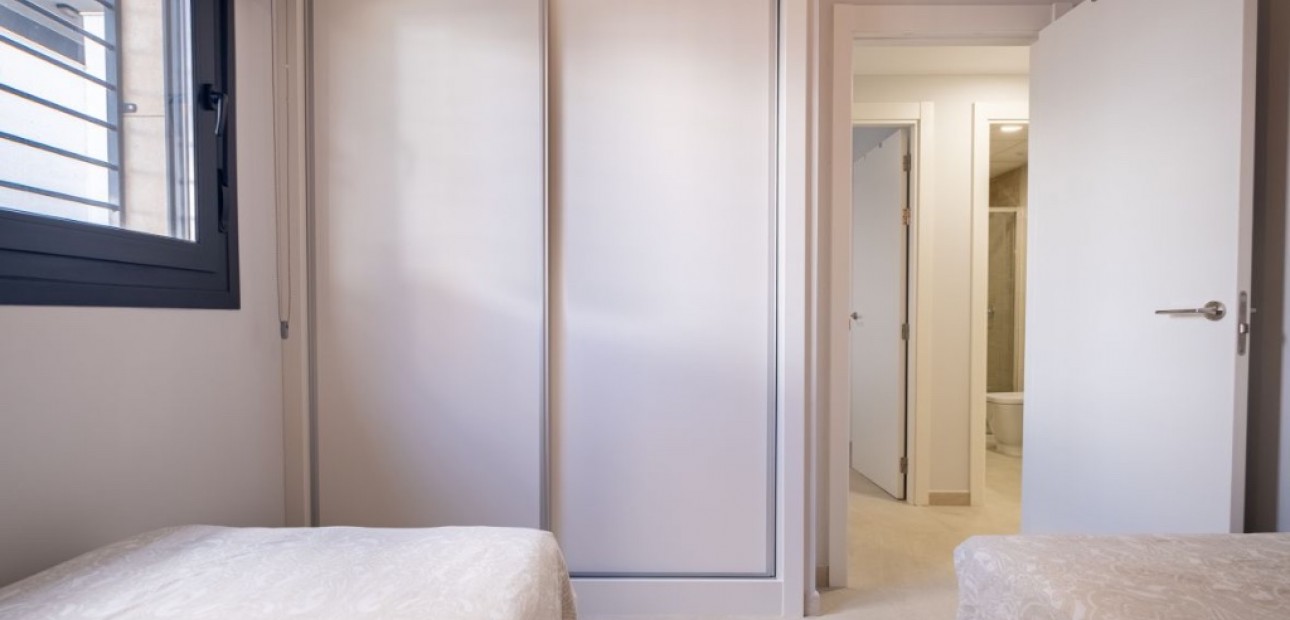 Venta - Apartamento / piso -
La Zenia